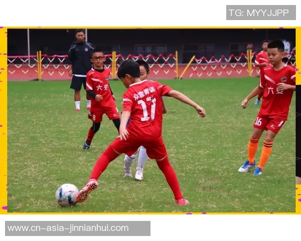 足球的魅力与文化探讨以及对青少年成长的积极影响